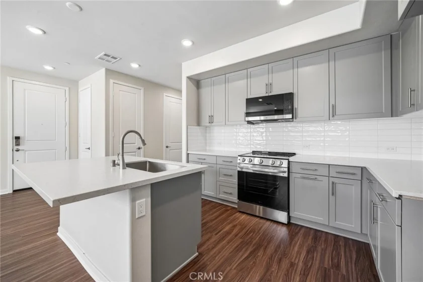 3175 Teralina Circle photo 13