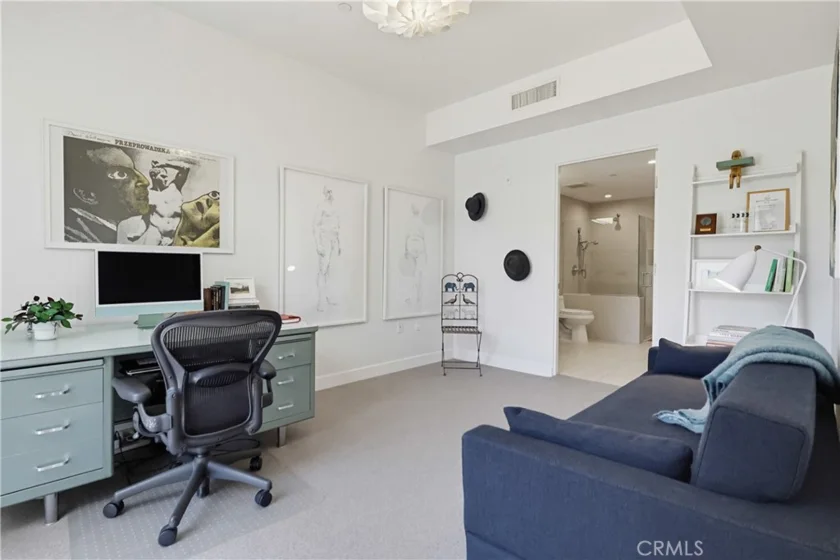 855 N Croft Avenue #302 photo 26