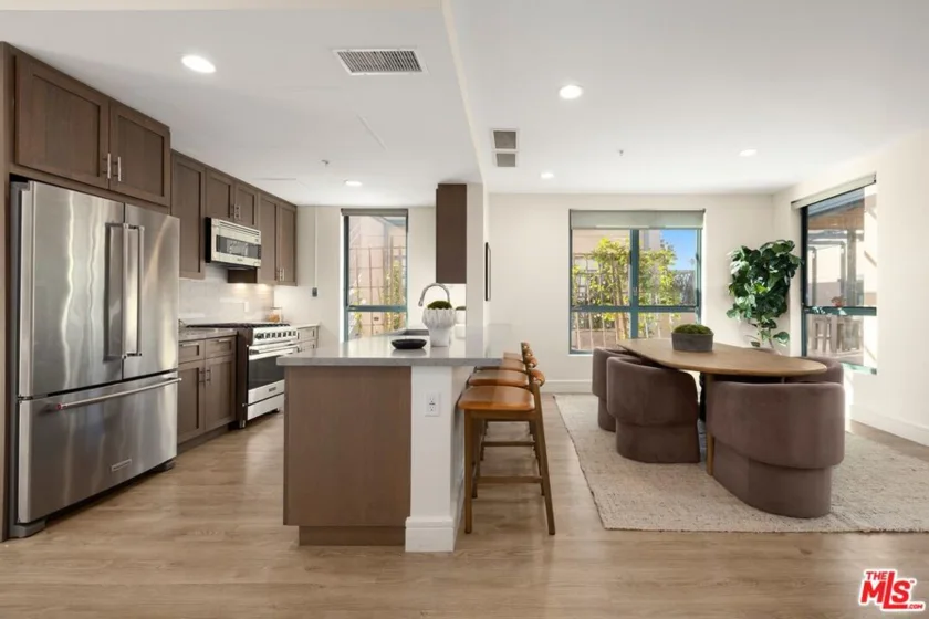 2300 Wilshire Boulevard #217 photo 5