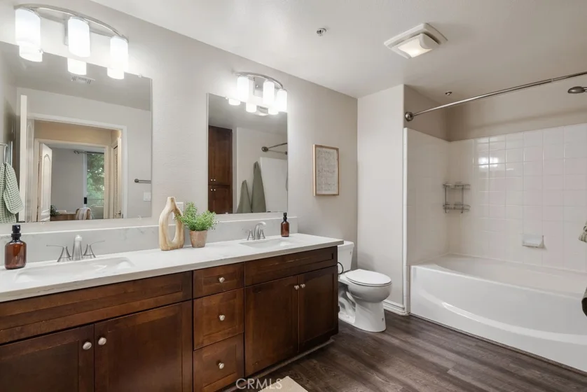 629 Traction Avenue #312 photo 4