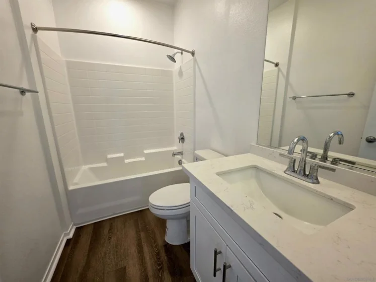 451 Creekside Circle photo 10