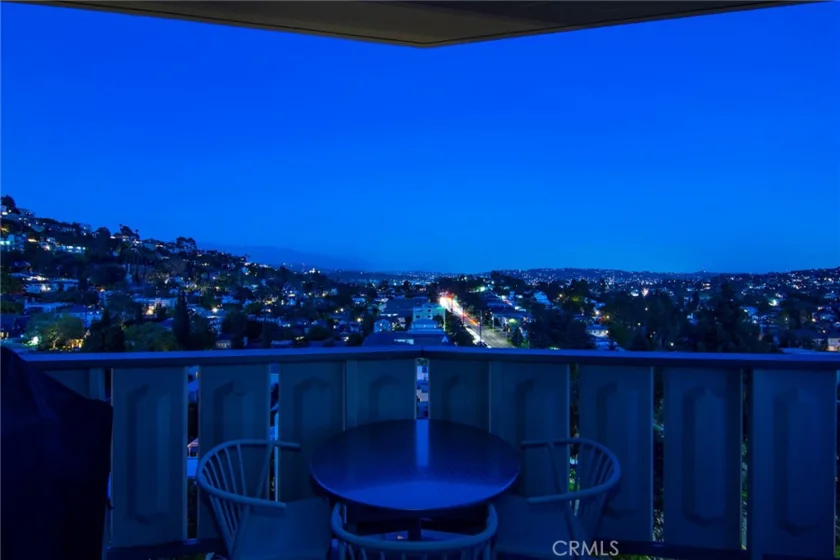 4411 Los Feliz Boulevard #1007 photo 9