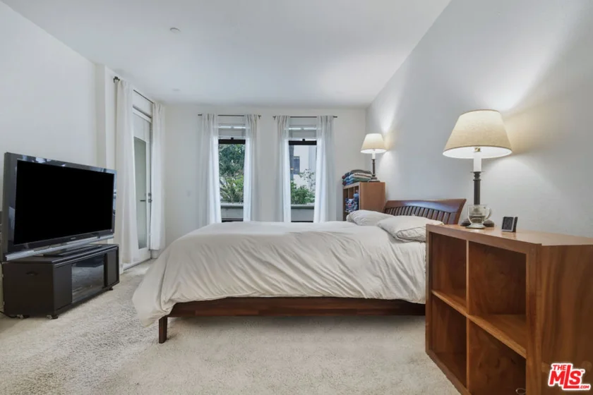 5625 Crescent Parkway #109 photo 25