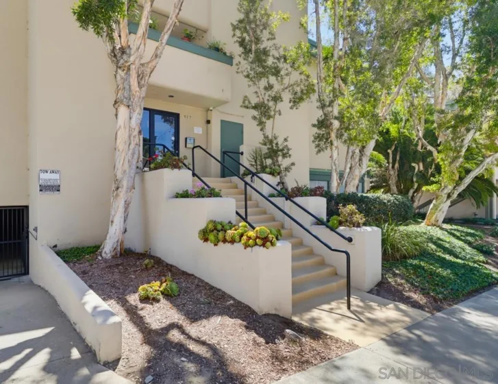 917 Torrance Street #21 photo 20