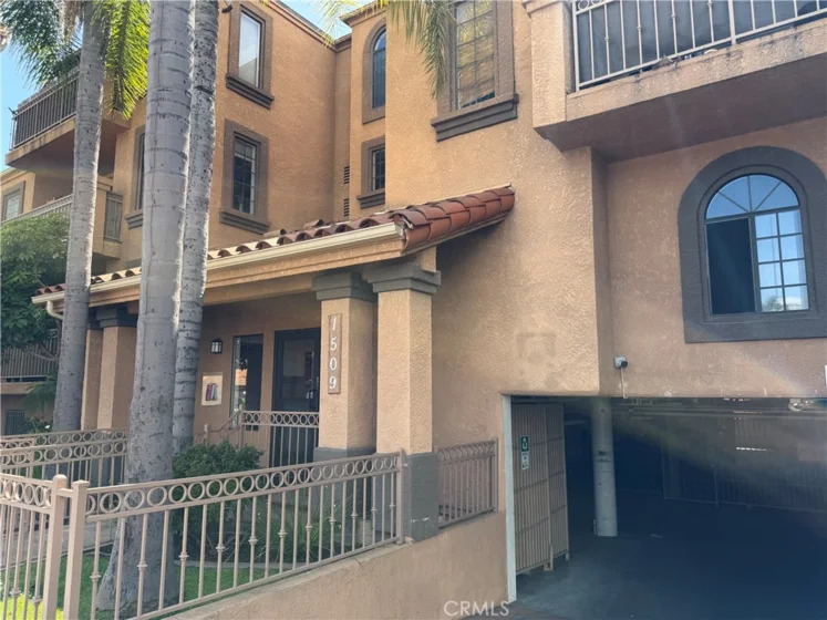 1509 Stanley #108 photo 3