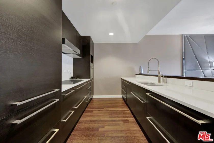 6250 Hollywood Boulevard #6F photo 4