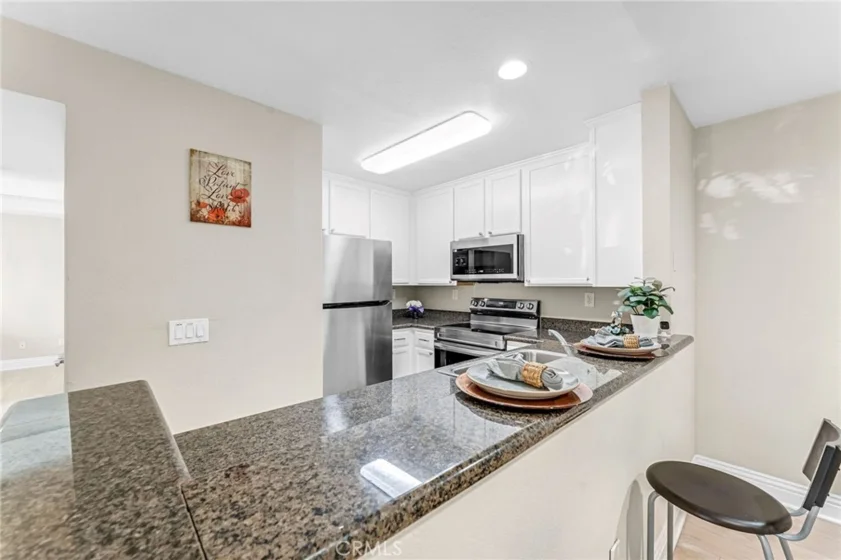 2550 San Gabriel photo 7