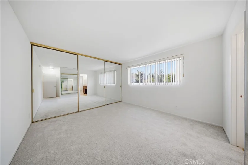 5400 Lindley Avenue #101 photo 20