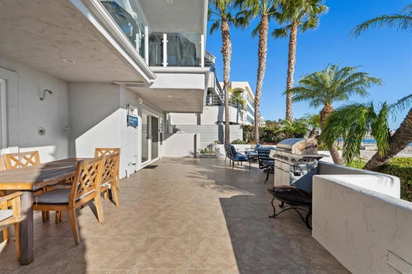 1177 Pacific Beach Drive ##A photo 30