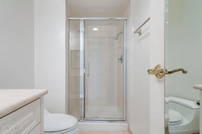 10660 Wilshire Boulevard #410 photo 62