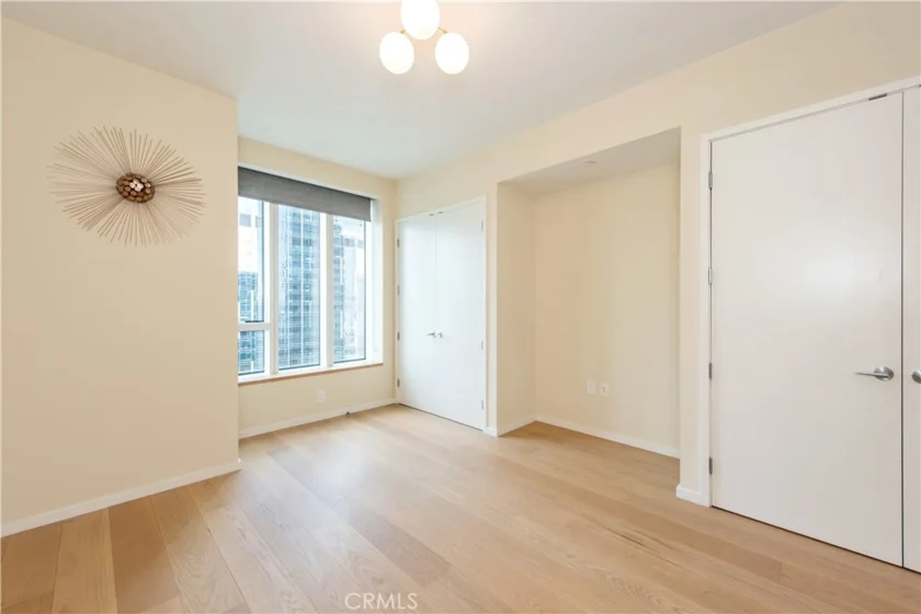 889 Francisco #1911 photo 11