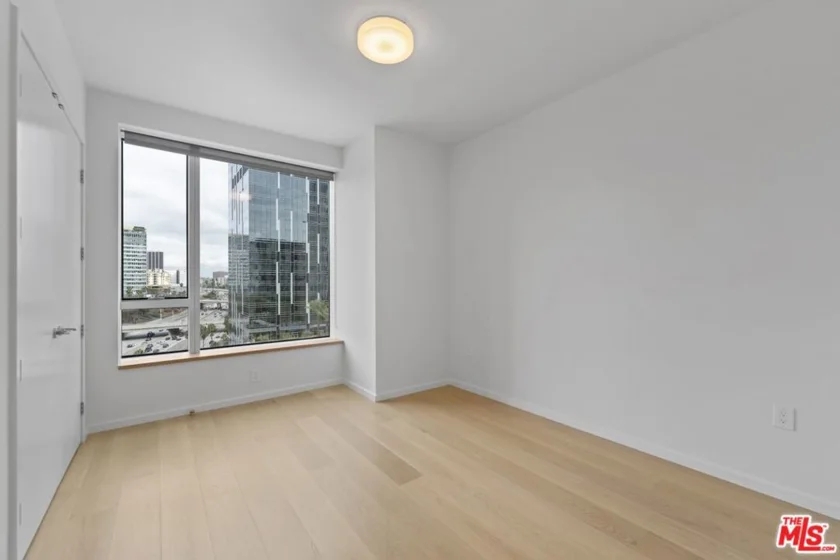 889 Francisco Street #1508 photo 30