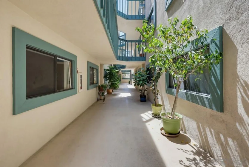 917 Torrance Street #1 photo 3