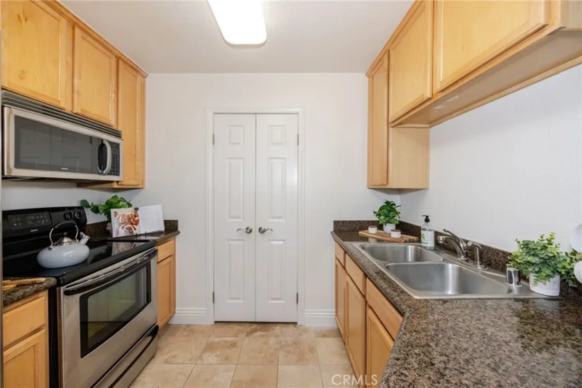 2400 Del Mar Way #108 photo 28