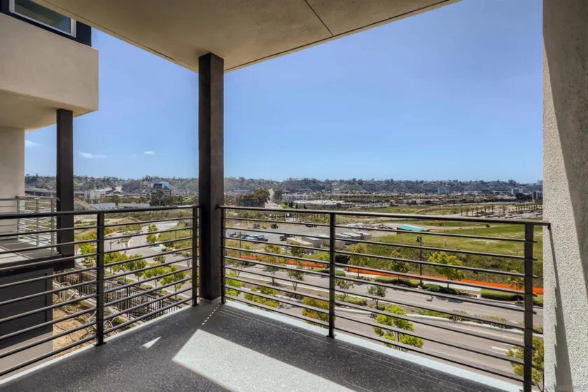 3051 Marquee Way photo 2