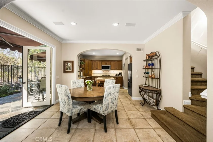 101 Talmadge photo 10