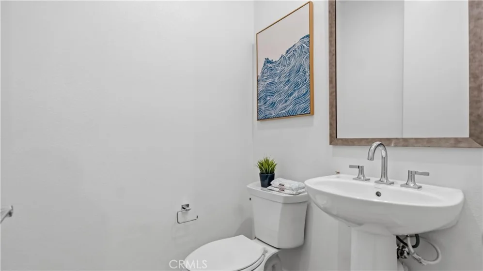 633 S Lyon Street photo 21