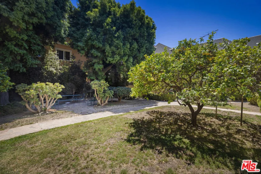 1143 S Westmoreland Avenue #5 photo 41
