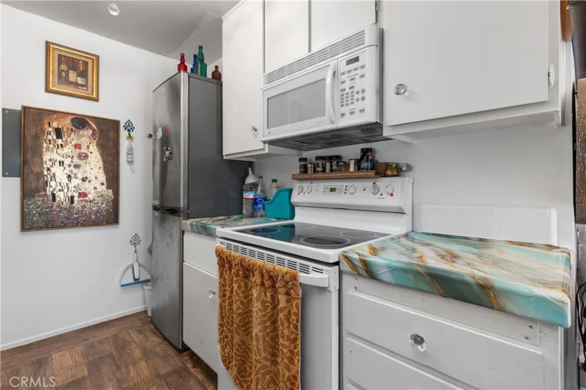 5460 White Oak Avenue ##G307 photo 14