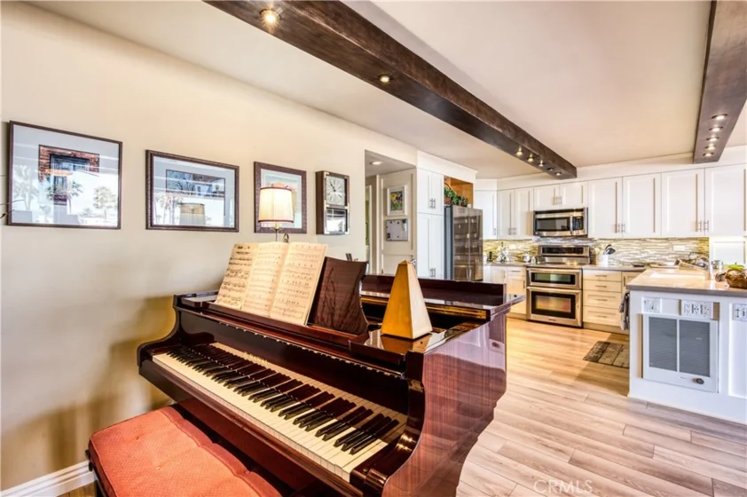 405 Avenida Granada #409 photo 18
