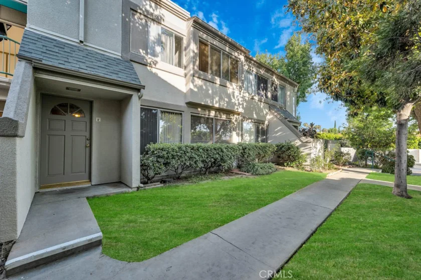18512 Mayall Street #F photo 1