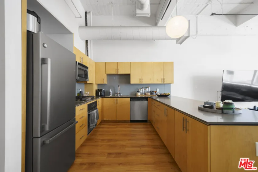 1130 S Flower Street #215 photo 35