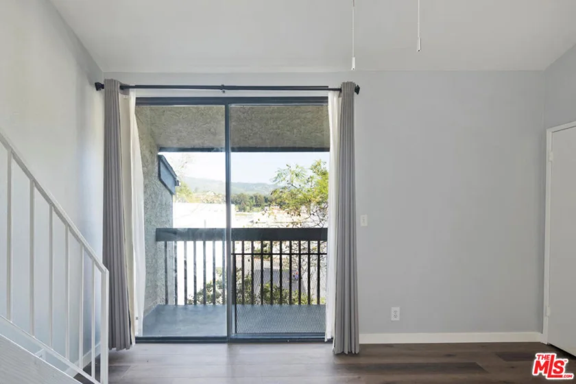 29239 Heathercliff Road #12 photo 21