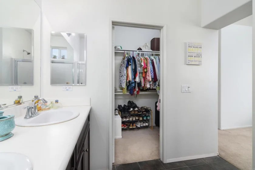 27494 Hazelhurst Street #2 photo 24