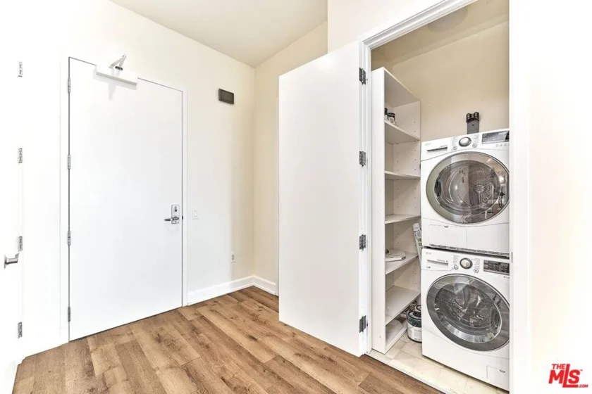 3223 W 6th Street #1005 photo 13