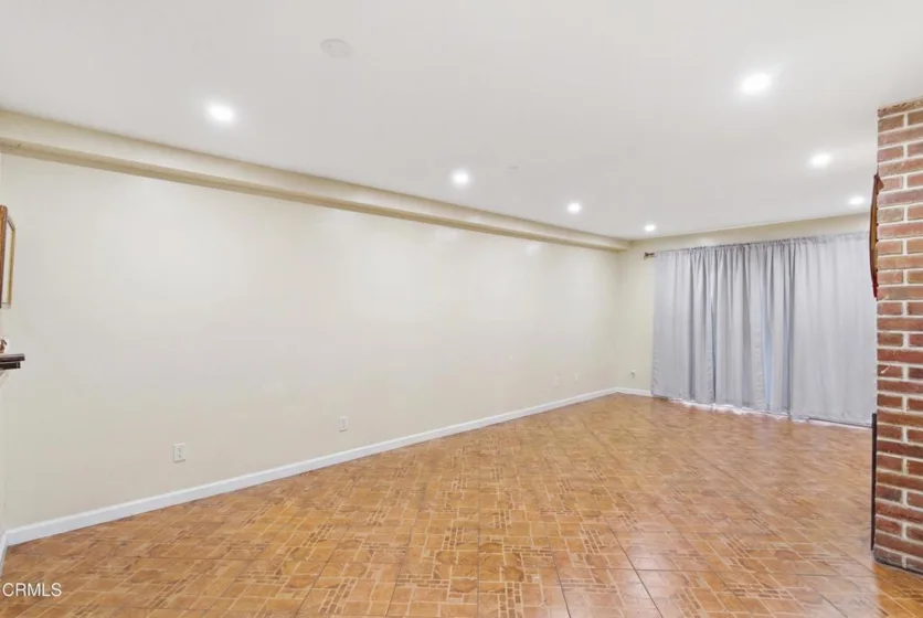 9051 Cedros Avenue #8 photo 5
