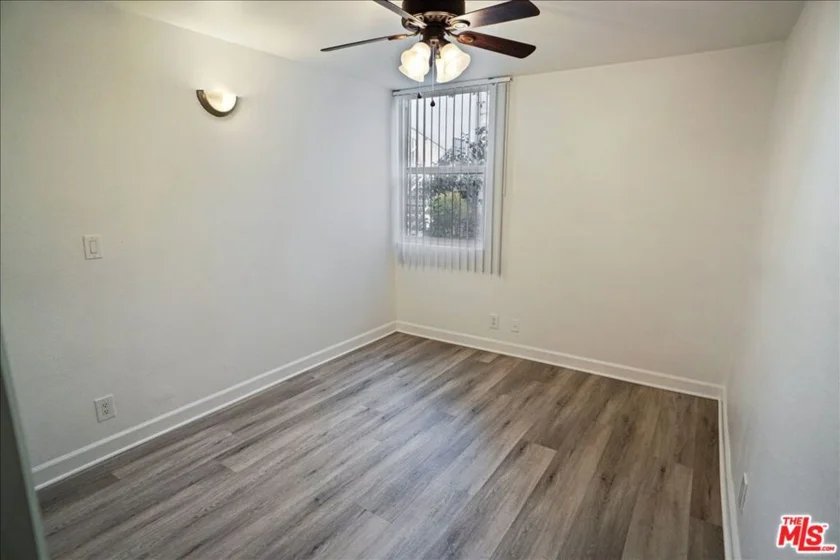 18620 Hatteras Street #180 photo 9