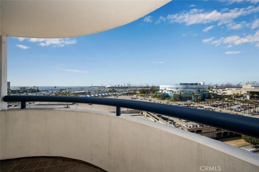 525 E Seaside Way #904 photo 37