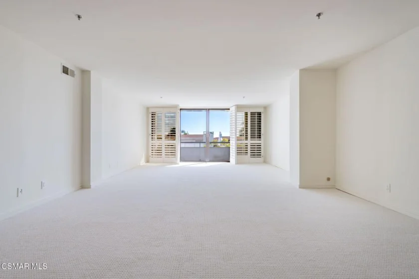 10660 Wilshire Boulevard #410 photo 23