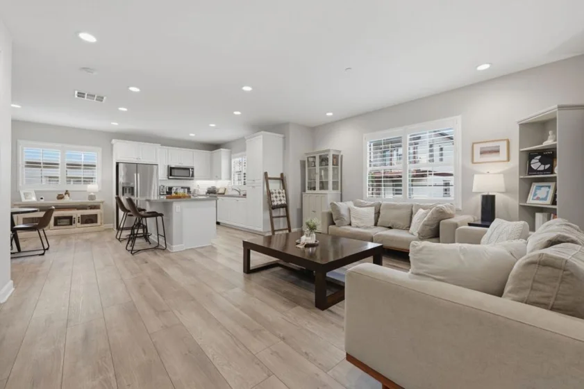 931 Slate Street photo 5
