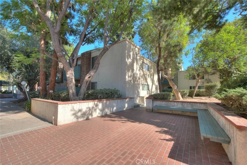 5700 Etiwanda #212 photo 28