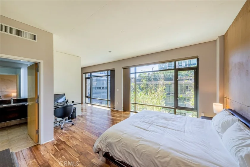 1111 S Grand Avenue #518 photo 23