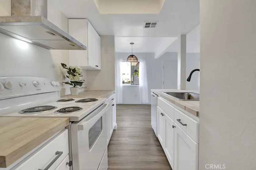 32135 Paseo Carolina #63 photo 1