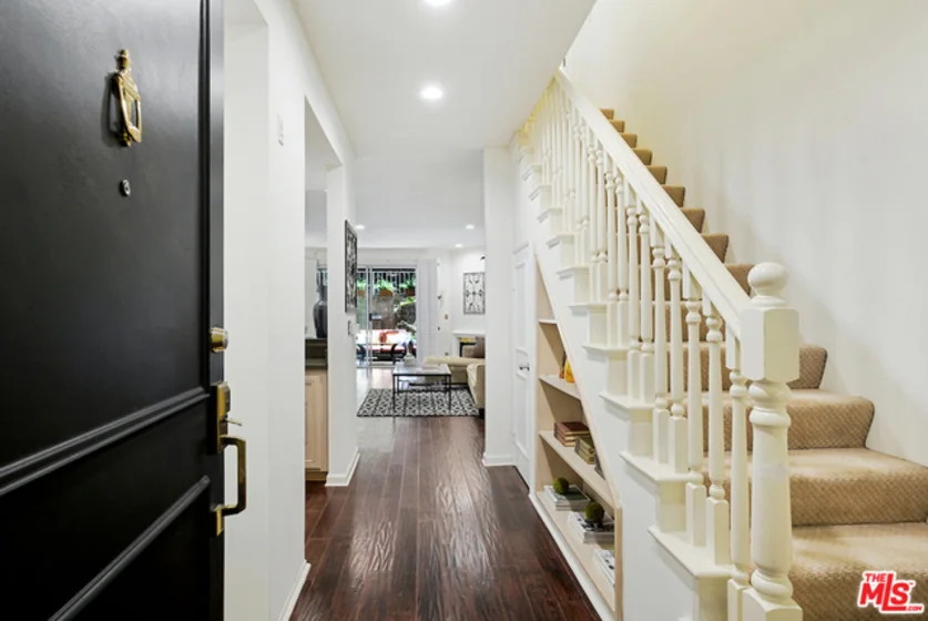 1840 S Beverly Glen #308 photo 1