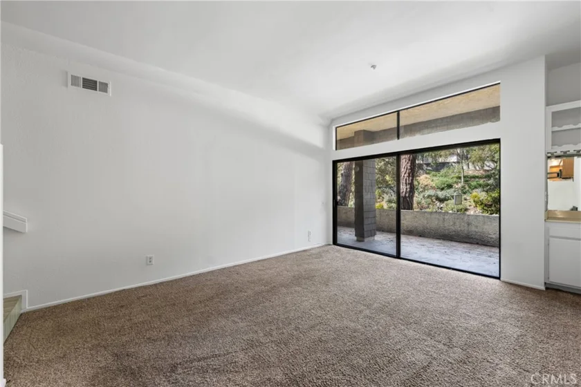 1052 Seco #104 photo 13