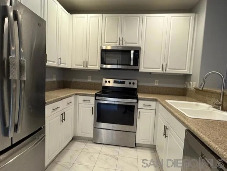 1601 India Street #111 photo 5