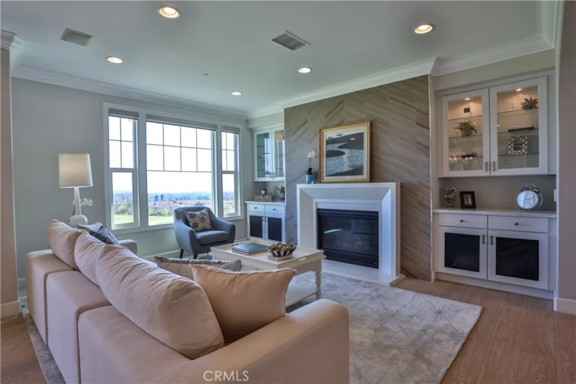 18658 Clubhouse Drive photo 4