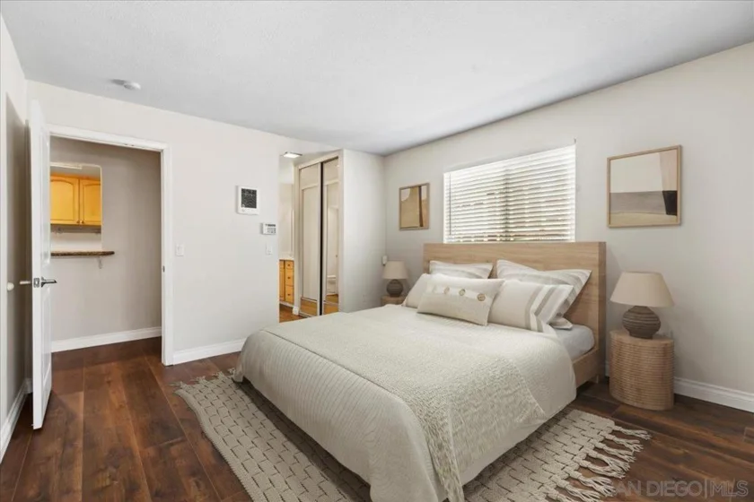2950 Broadway #16 photo 31