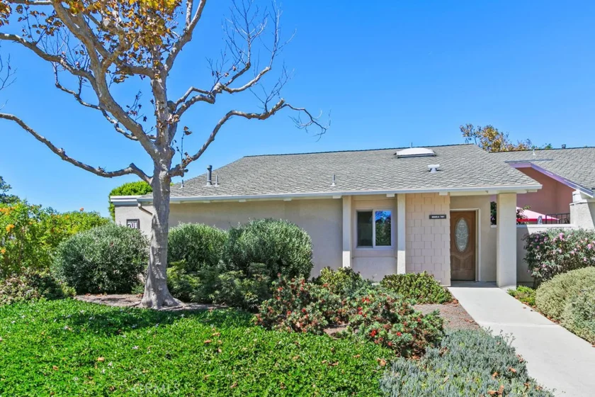 8565 Van Ness Circle #701A photo 2