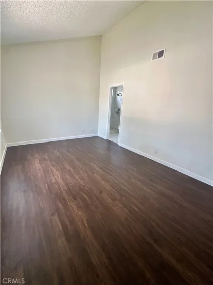 835 W Orangewood photo 16