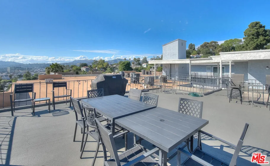 1707 Micheltorena Street #208 photo 7