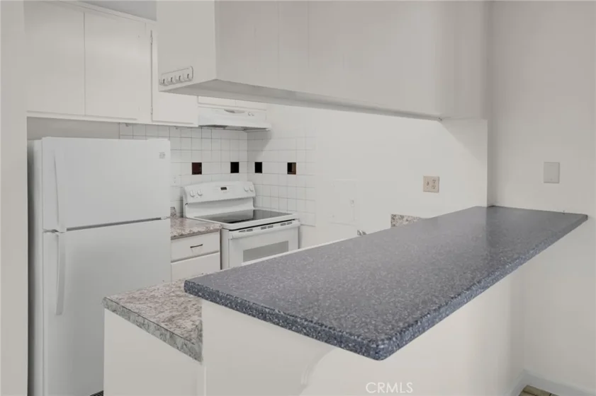 5585 E Pacific Coast Hwy #234 photo 12