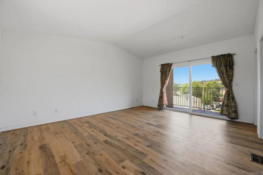 7548 Romeria Street photo 41