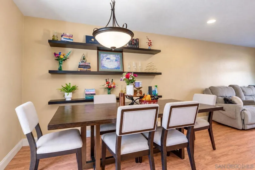 310 Sun Court photo 28