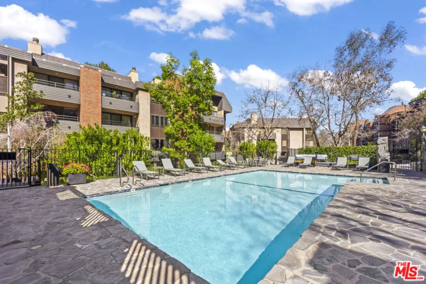 4752 Park Encino Lane #212 photo 44