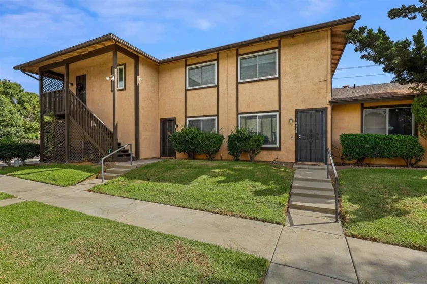 10338 Restful Court photo 1